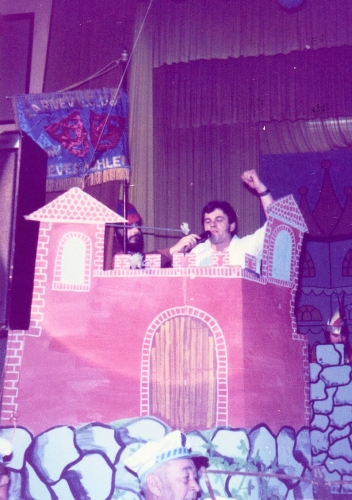 i19830205036.jpg