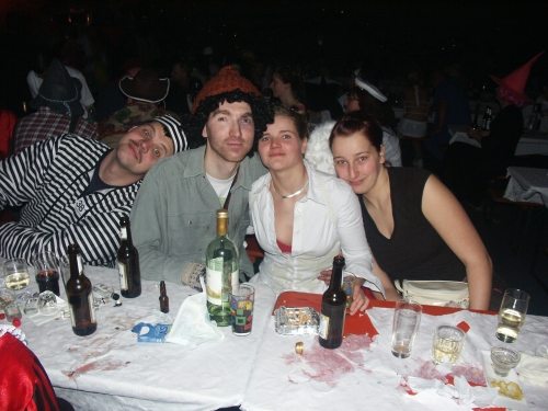 i20040214216.jpg